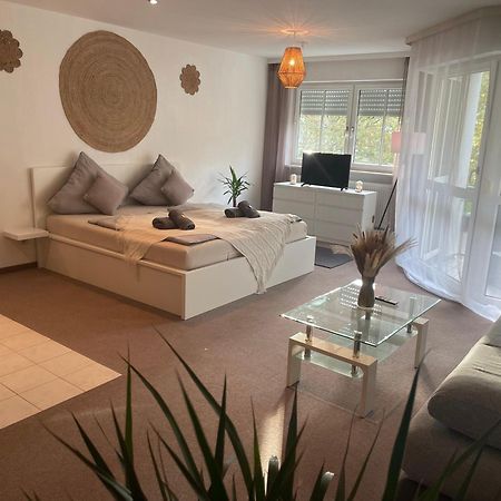 Kingsize Bett Boho Apartment Mit Tiefgarage Naehe Salzburg 프라일라싱 외부 사진