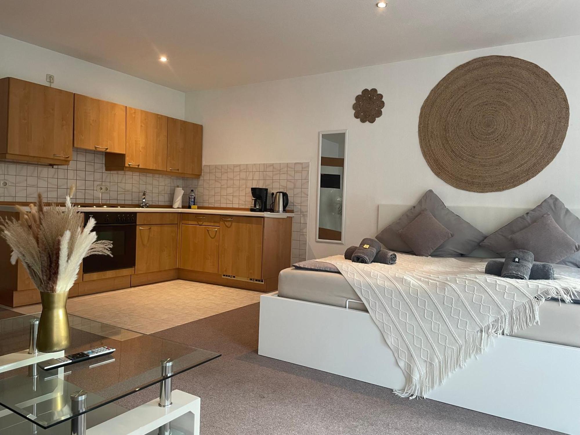 Kingsize Bett Boho Apartment Mit Tiefgarage Naehe Salzburg 프라일라싱 외부 사진